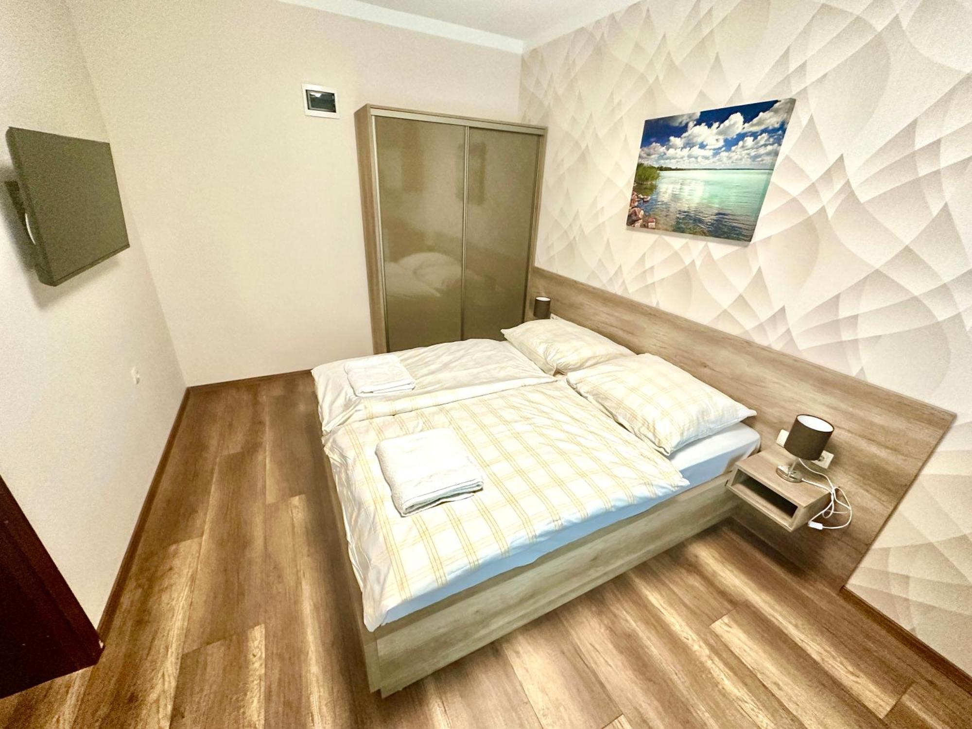 See Vendeghaz - Siófok Exteriér fotografie